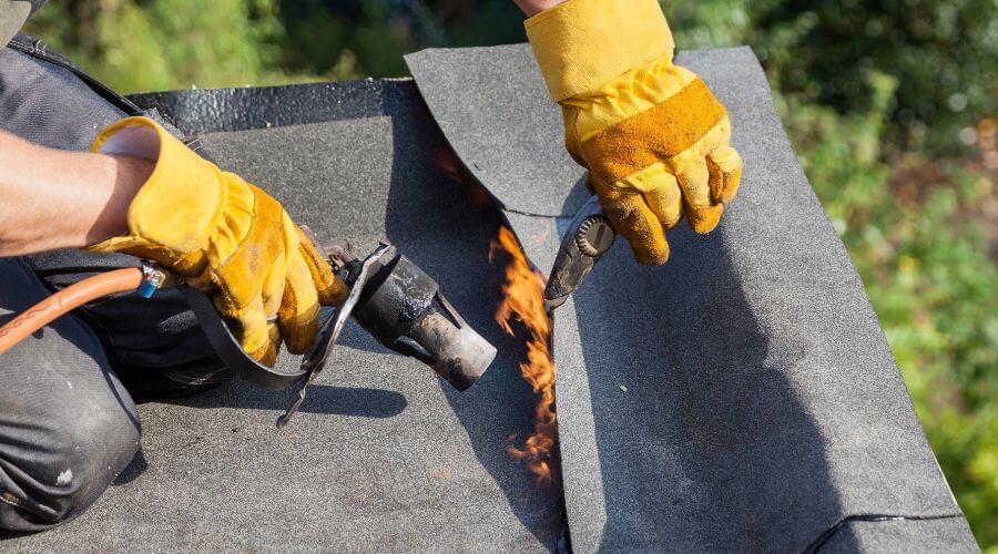 Professional residential roofers in Mason, TN